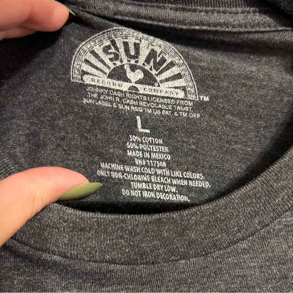 Johnny Cash Folsom Prison Graphic Tee - Charcoal - Picture 3 of 3